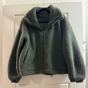 Lululemon Full zip Sherpa Jacket